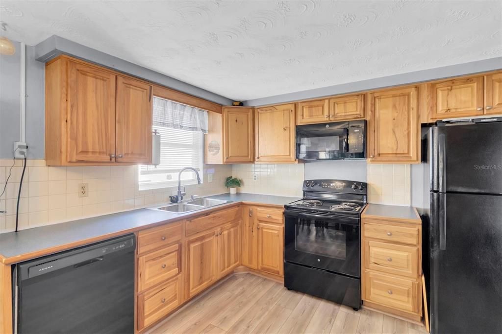 En Venta: $209,900 (2 camas, 1 baños, 996 Pies cuadrados)