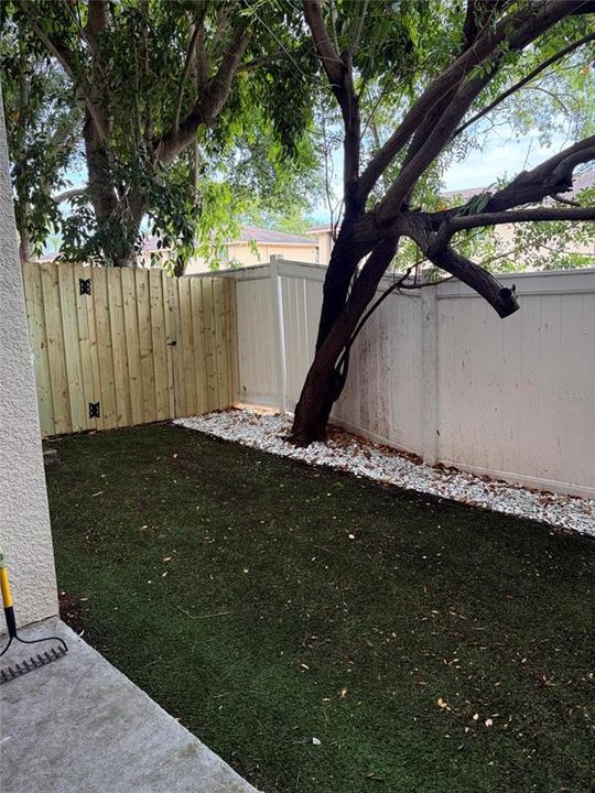 For Sale: $384,900 (3 beds, 2 baths, 2008 Square Feet)