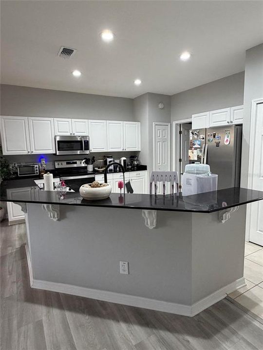 For Sale: $384,900 (3 beds, 2 baths, 2008 Square Feet)