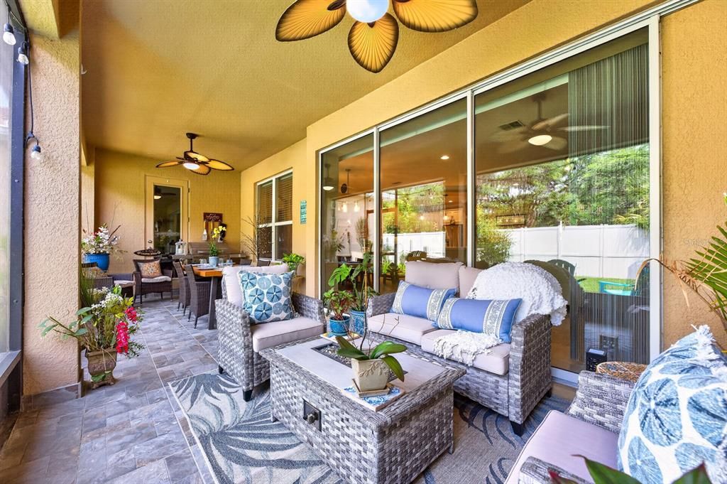 Activo con contrato: $815,000 (4 camas, 3 baños, 3272 Pies cuadrados)
