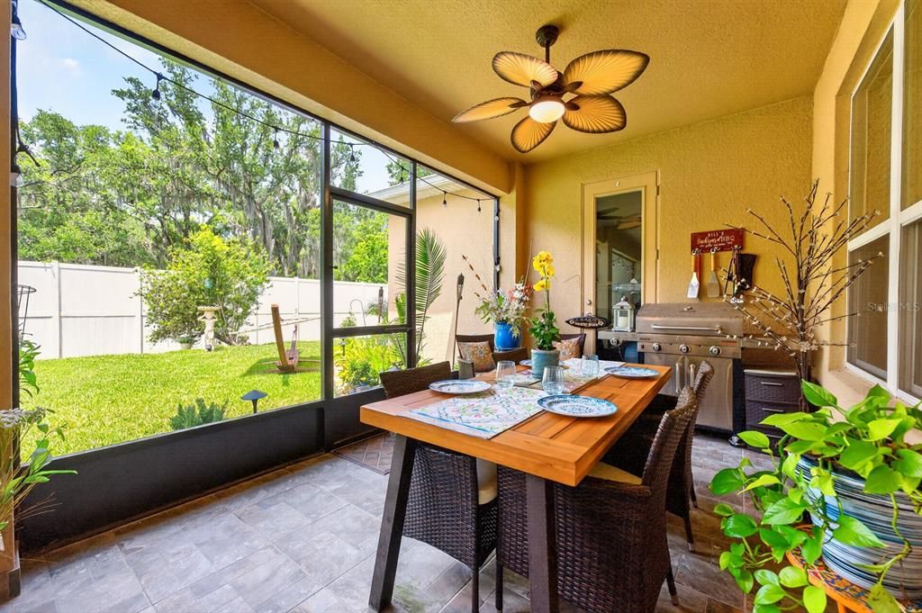 Activo con contrato: $815,000 (4 camas, 3 baños, 3272 Pies cuadrados)