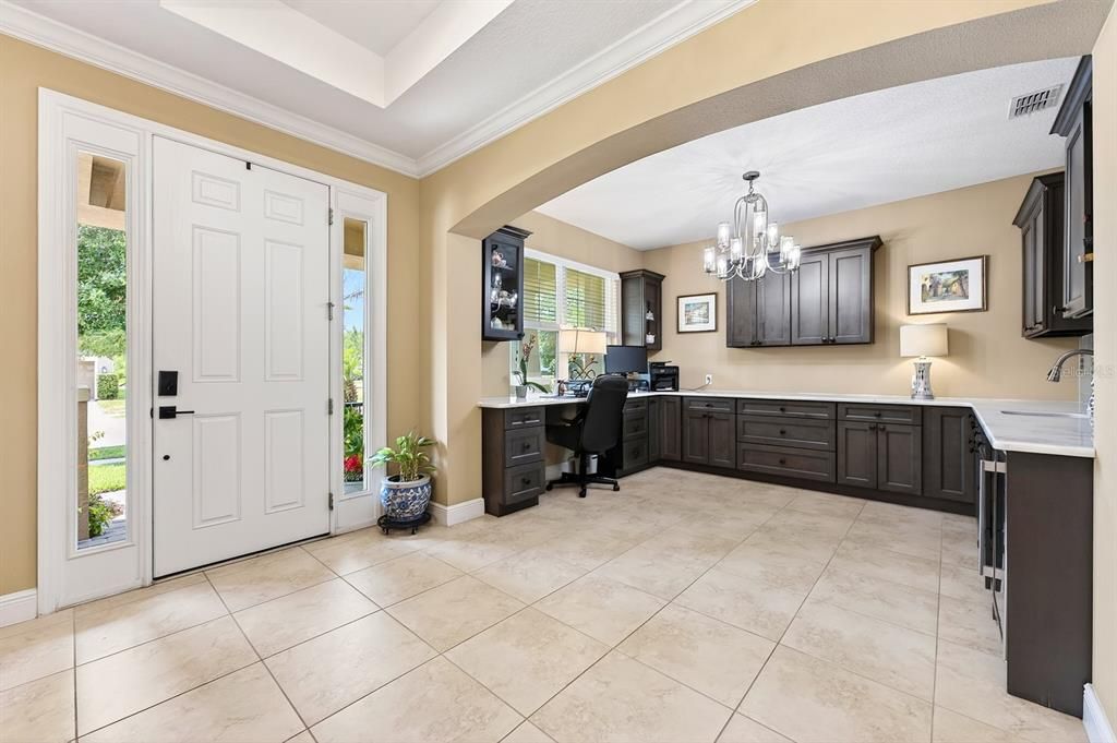 Activo con contrato: $815,000 (4 camas, 3 baños, 3272 Pies cuadrados)