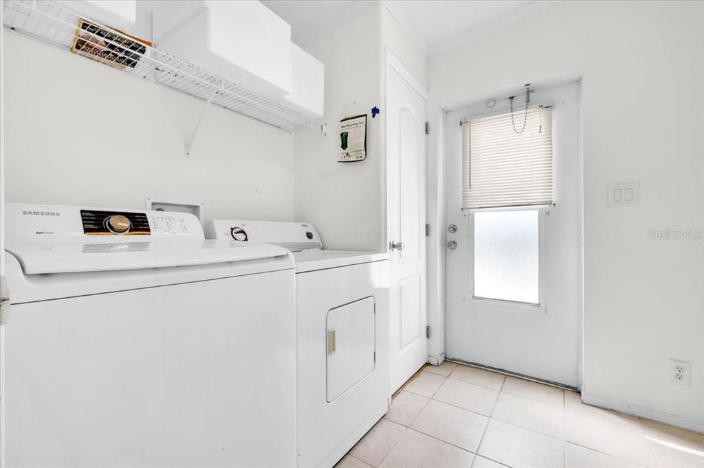 На продажу: $164,900 (3 спален, 2 ванн, 1740 Квадратных фут)