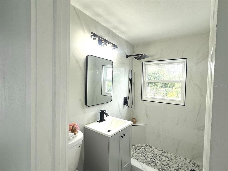 For Sale: $287,000 (4 beds, 2 baths, 1300 Square Feet)