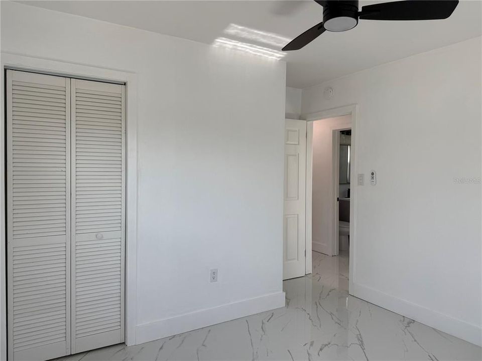 For Sale: $287,000 (4 beds, 2 baths, 1300 Square Feet)