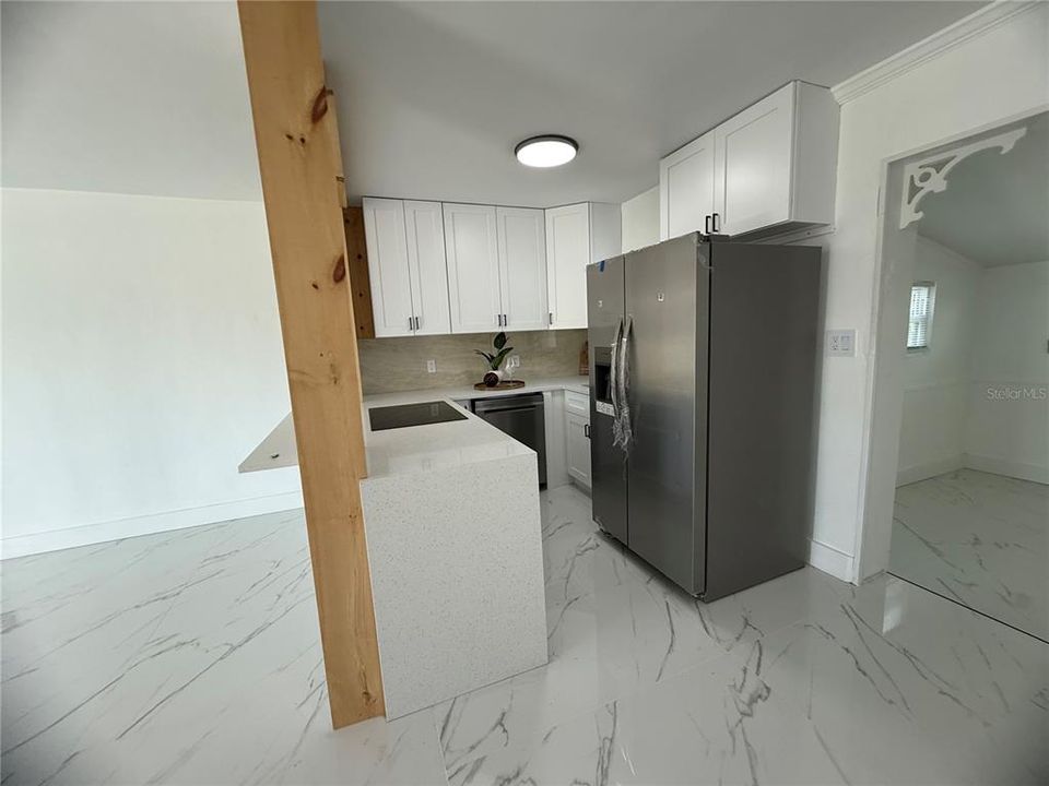For Sale: $287,000 (4 beds, 2 baths, 1300 Square Feet)