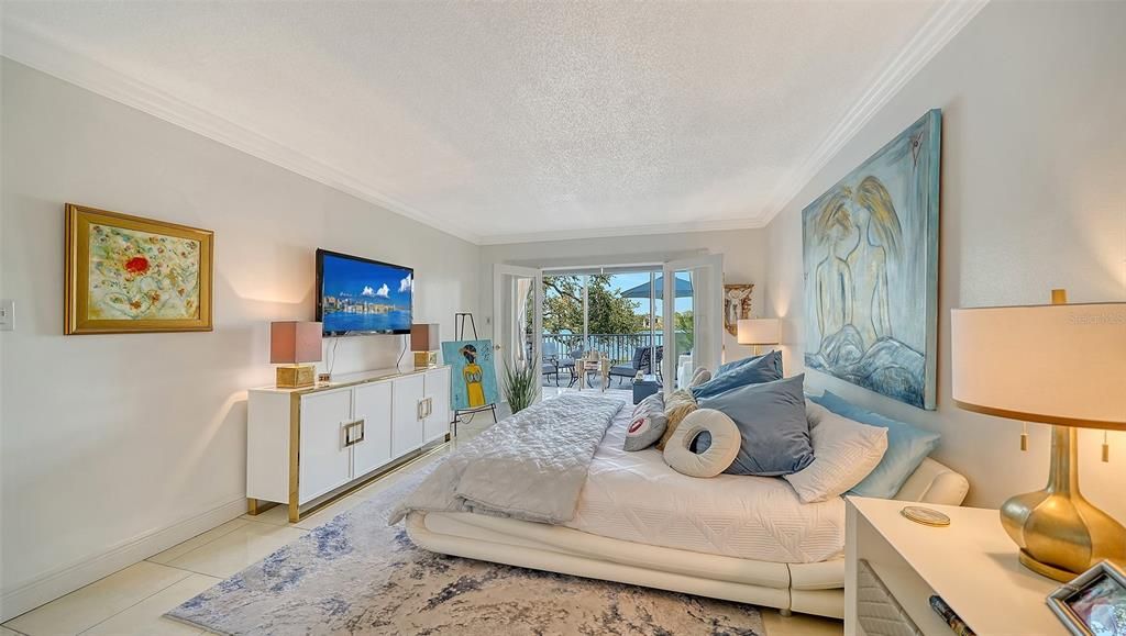 For Rent: $12,000 (2 beds, 2 baths, 1389 Square Feet)