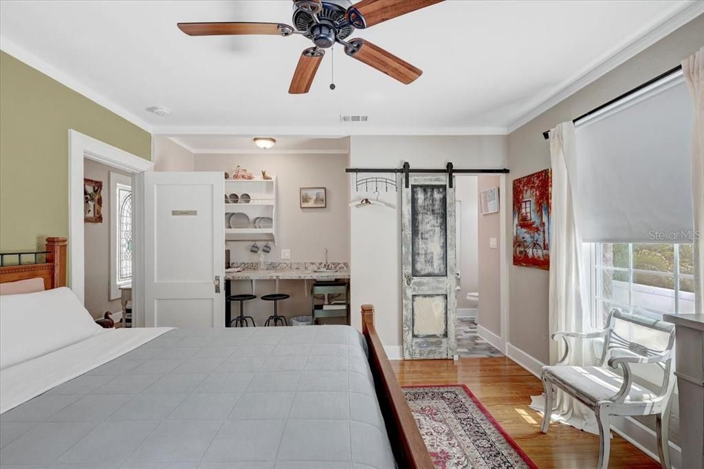 For Sale: $2,250,000 (5 beds, 5 baths, 3599 Square Feet)