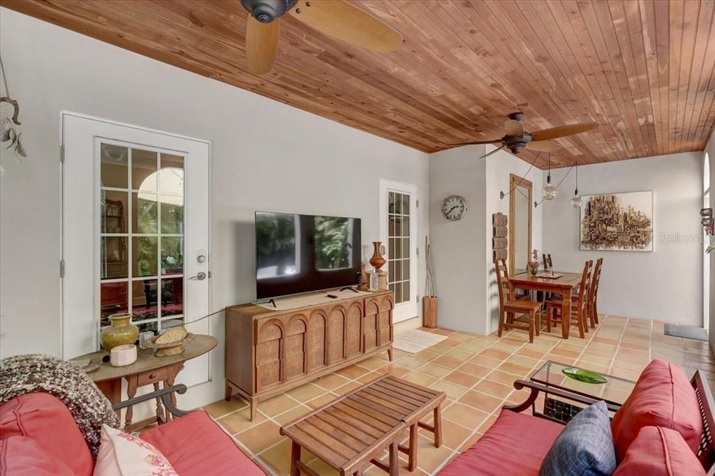 For Sale: $2,250,000 (5 beds, 5 baths, 3599 Square Feet)