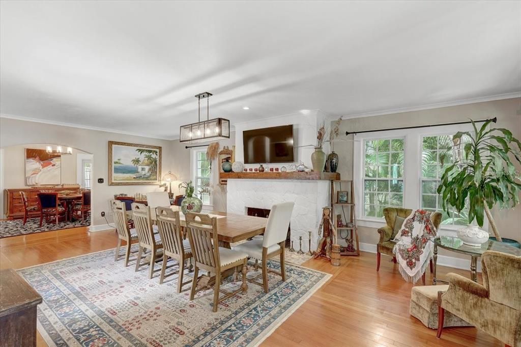 For Sale: $2,250,000 (5 beds, 5 baths, 3599 Square Feet)