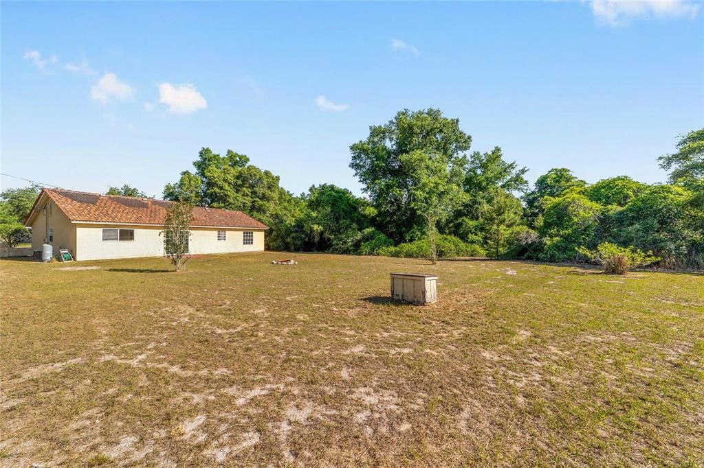 For Rent: $1,650 (3 beds, 2 baths, 1128 Square Feet)