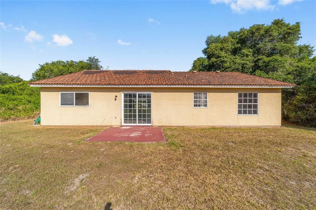 For Rent: $1,650 (3 beds, 2 baths, 1128 Square Feet)