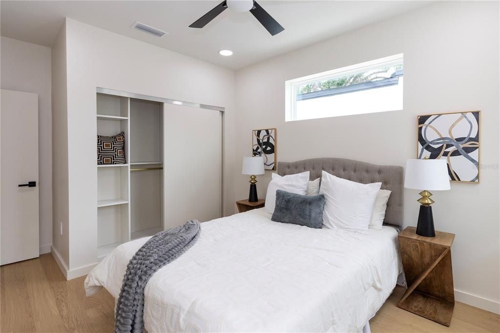 For Sale: $1,100,000 (3 beds, 2 baths, 1313 Square Feet)