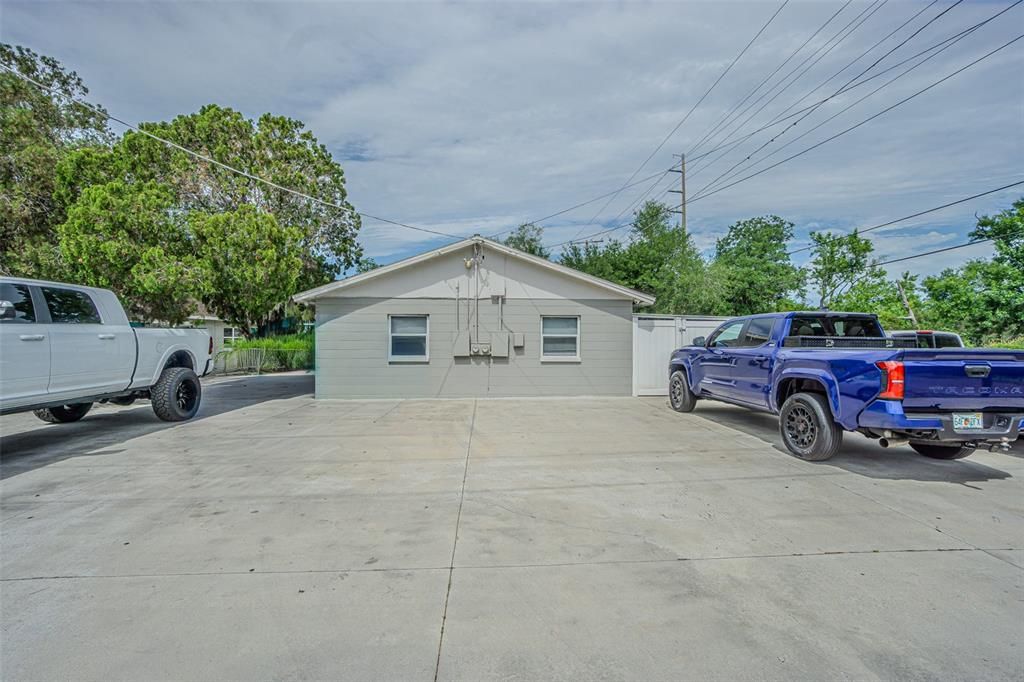 Activo con contrato: $929,900 (5184 camas, 0 baños, 2592 Pies cuadrados)