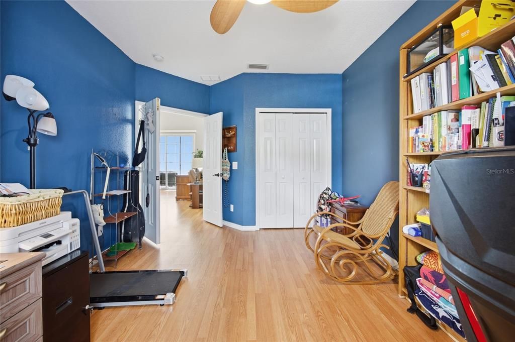 En Venta: $279,900 (3 camas, 2 baños, 1879 Pies cuadrados)