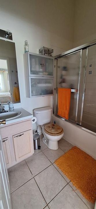 На продажу: $259,000 (2 спален, 2 ванн, 1080 Квадратных фут)