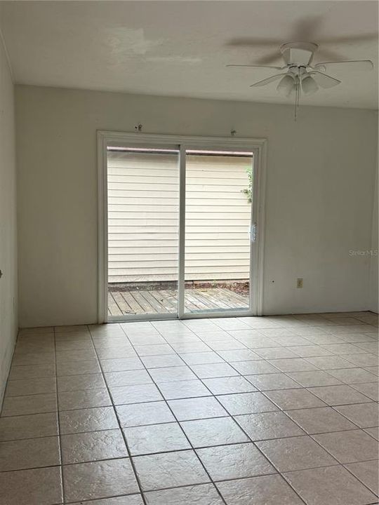 En Renta: $1,100 (2 camas, 1 baños, 720 Pies cuadrados)