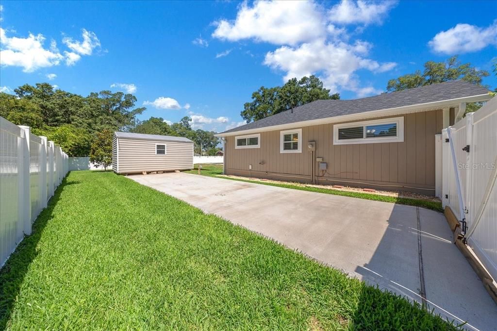 For Sale: $414,000 (3 beds, 2 baths, 1702 Square Feet)