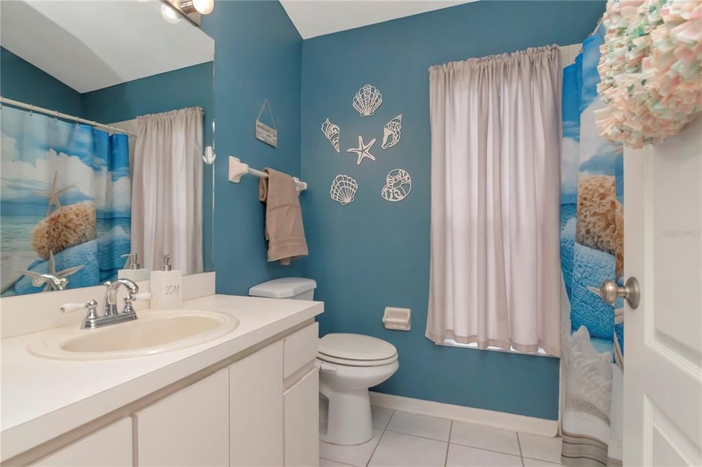 Activo con contrato: $419,900 (3 camas, 2 baños, 1654 Pies cuadrados)