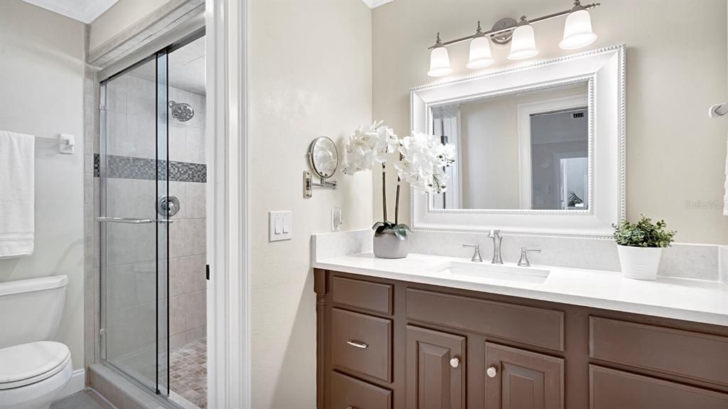 Active With Contract: $975,000 (6 beds, 4 baths, 3493 Square Feet)