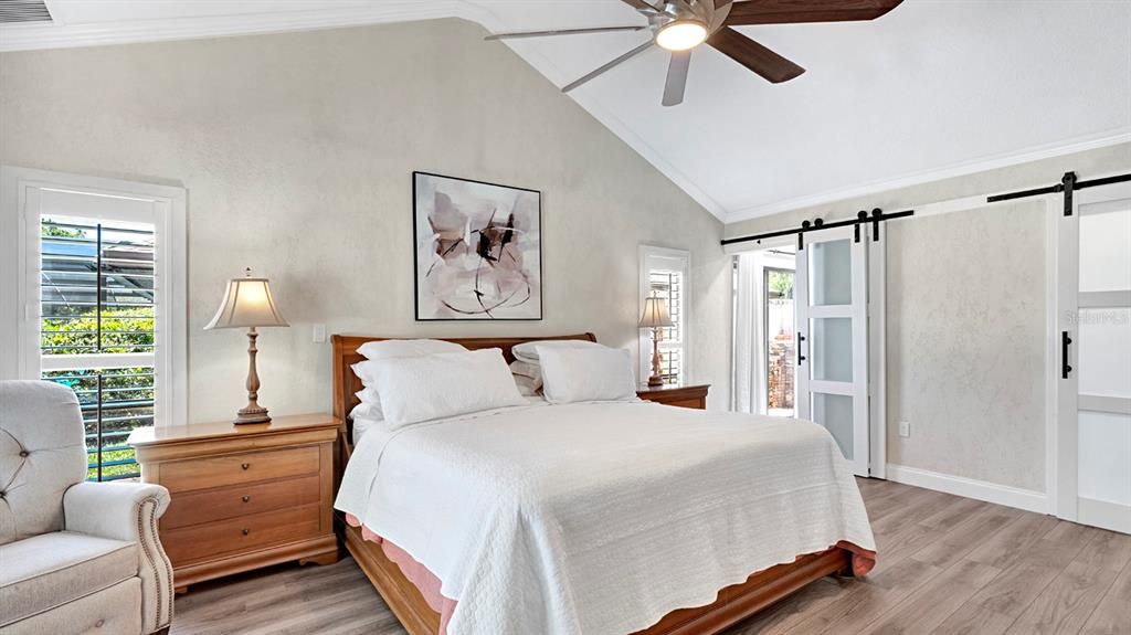 Active With Contract: $975,000 (6 beds, 4 baths, 3493 Square Feet)