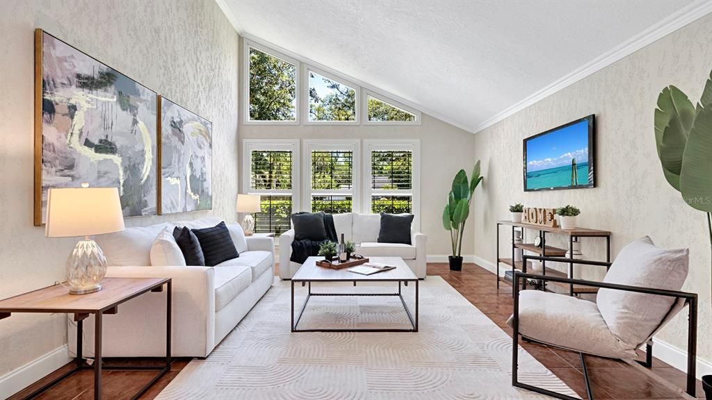 Active With Contract: $975,000 (6 beds, 4 baths, 3493 Square Feet)