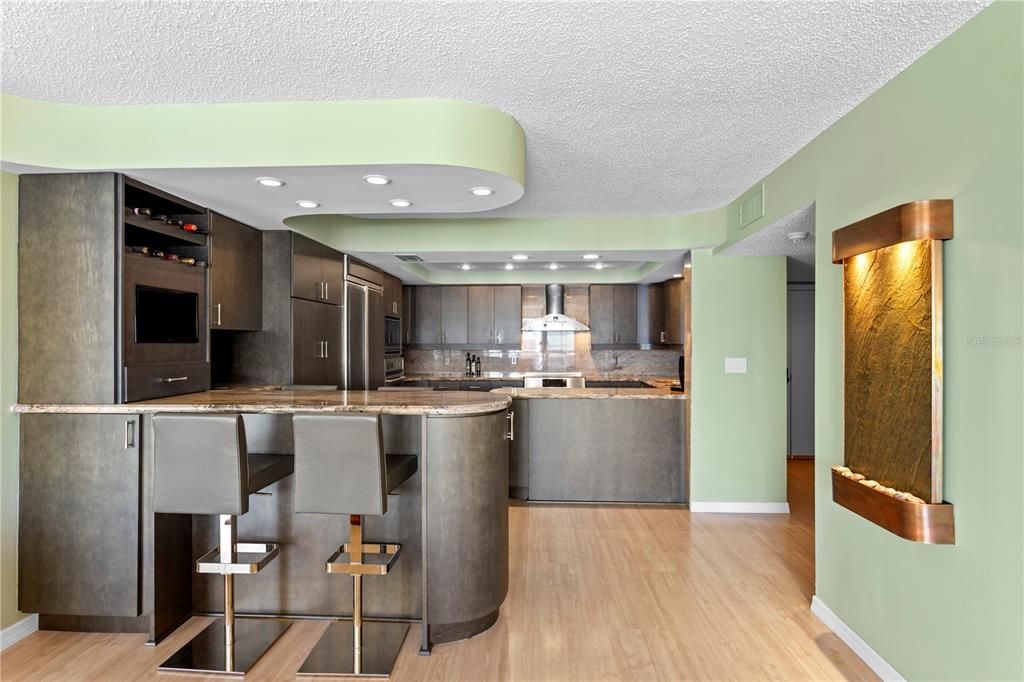 Active With Contract: $1,295,000 (3 beds, 3 baths, 2712 Square Feet)