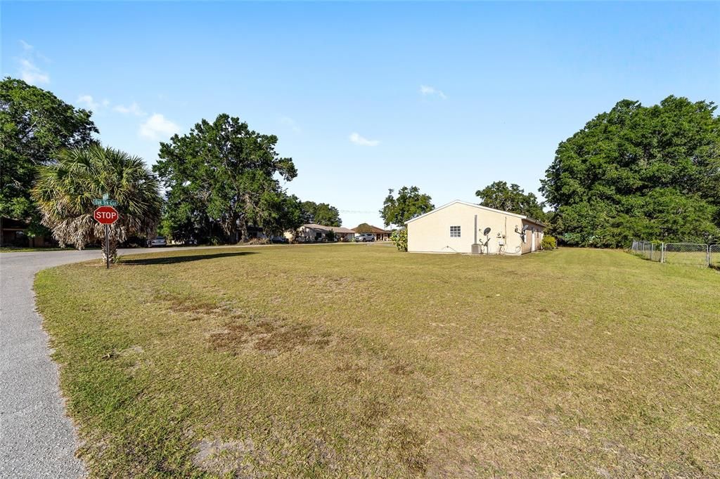For Rent: $1,550 (3 beds, 2 baths, 1163 Square Feet)