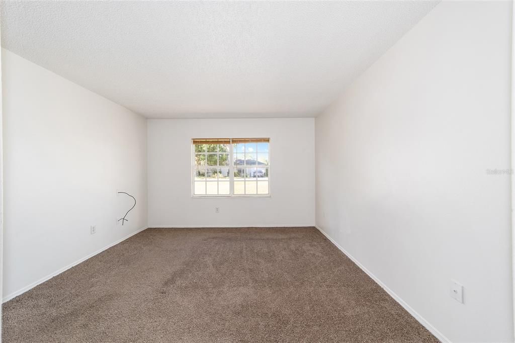 For Rent: $1,550 (3 beds, 2 baths, 1163 Square Feet)