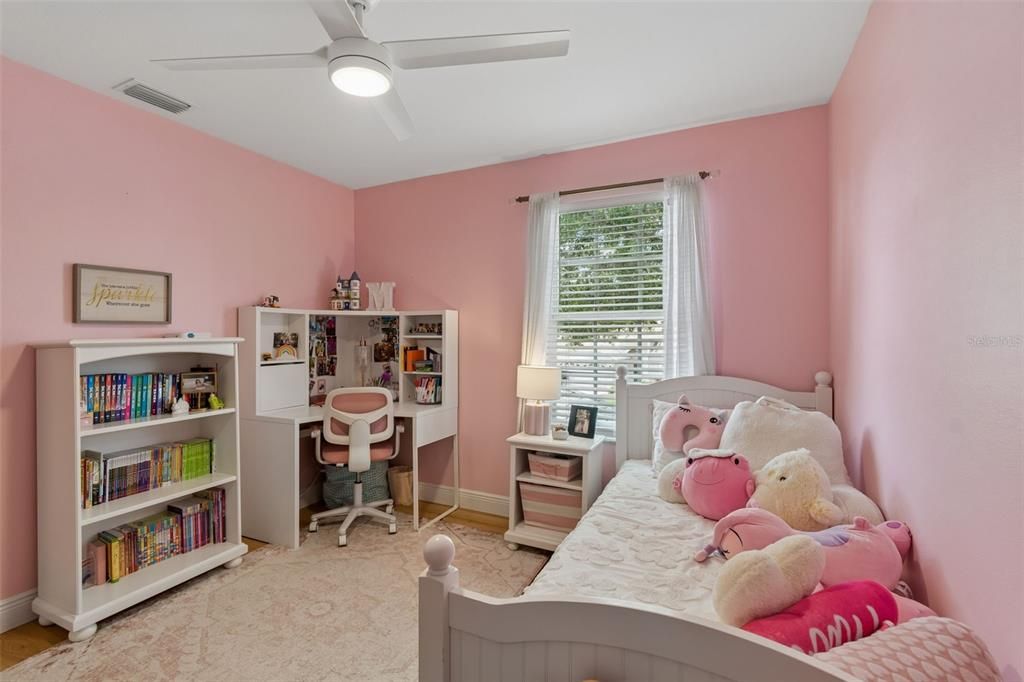 For Sale: $669,000 (5 beds, 4 baths, 2768 Square Feet)