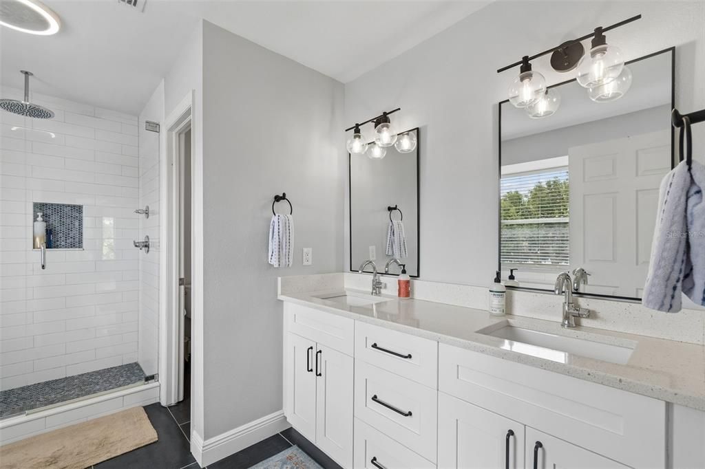 For Sale: $669,000 (5 beds, 4 baths, 2768 Square Feet)