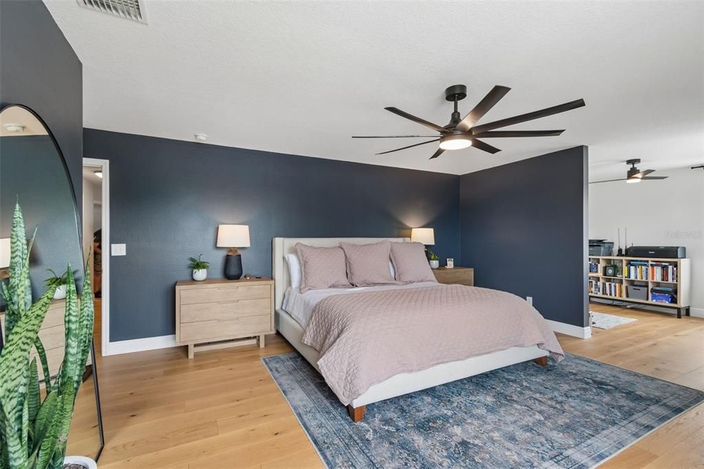 For Sale: $669,000 (5 beds, 4 baths, 2768 Square Feet)