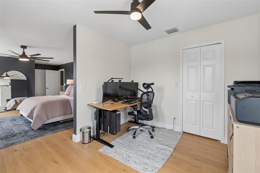 For Sale: $669,000 (5 beds, 4 baths, 2768 Square Feet)