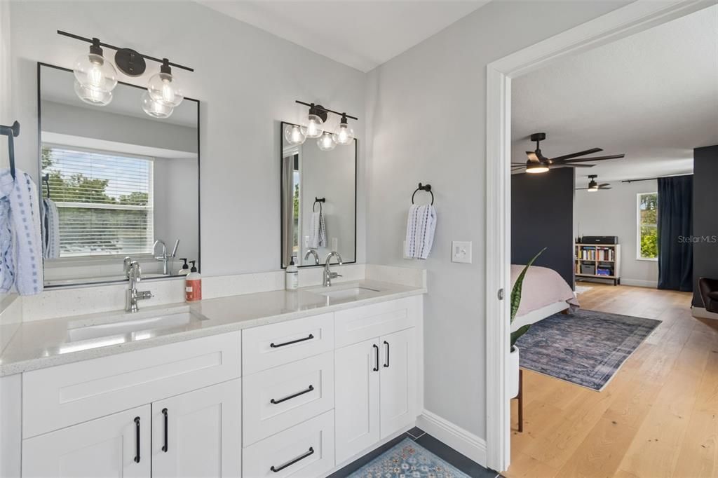 For Sale: $669,000 (5 beds, 4 baths, 2768 Square Feet)