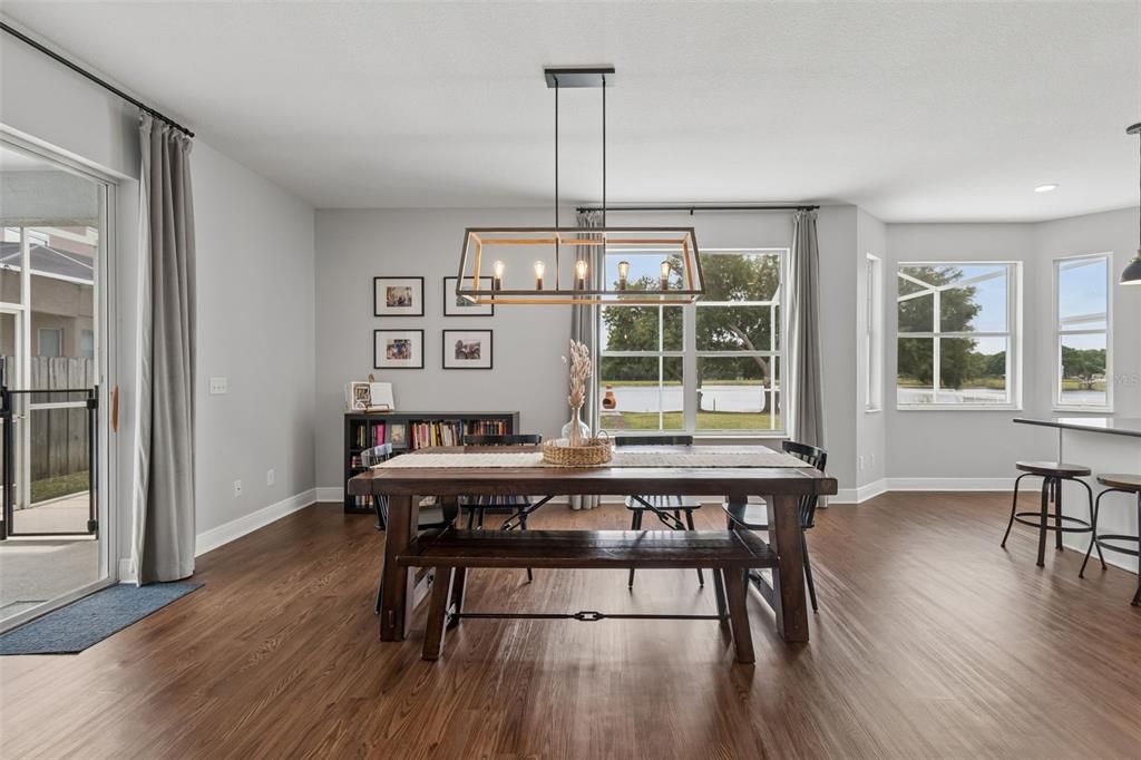 For Sale: $669,000 (5 beds, 4 baths, 2768 Square Feet)