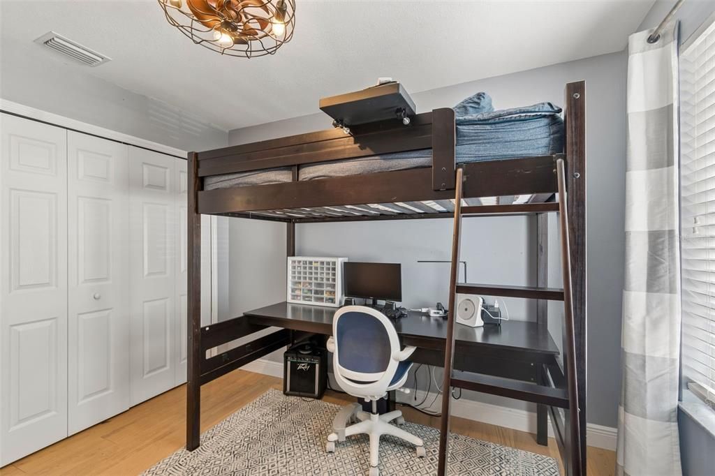 For Sale: $669,000 (5 beds, 4 baths, 2768 Square Feet)