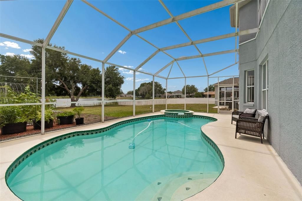 For Sale: $669,000 (5 beds, 4 baths, 2768 Square Feet)