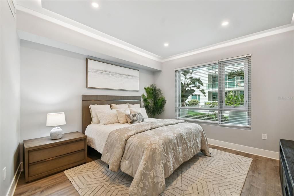 For Sale: $575,000 (2 beds, 2 baths, 1237 Square Feet)