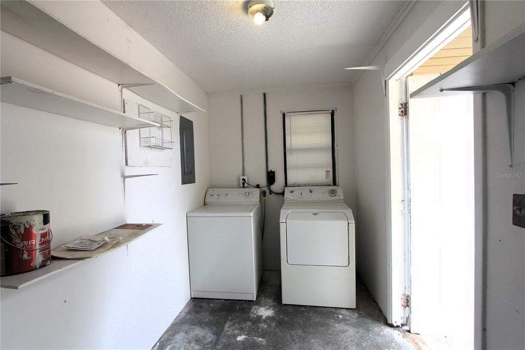 For Rent: $1,425 (2 beds, 1 baths, 850 Square Feet)
