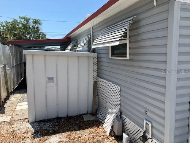 For Sale: $99,900 (2 beds, 1 baths, 460 Square Feet)