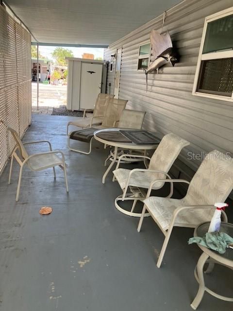 For Sale: $99,900 (2 beds, 1 baths, 460 Square Feet)