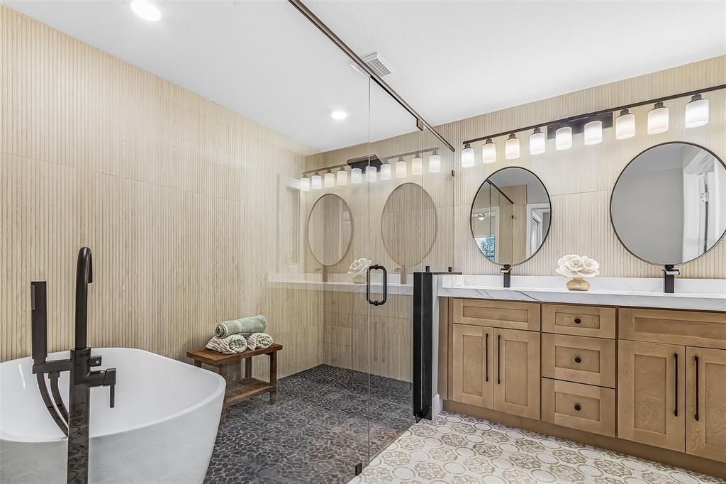 En Venta: $539,000 (3 camas, 2 baños, 1917 Pies cuadrados)