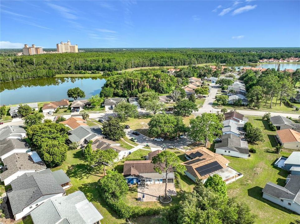 Под контрактом: $395,000 (3 спален, 2 ванн, 1784 Квадратных фут)