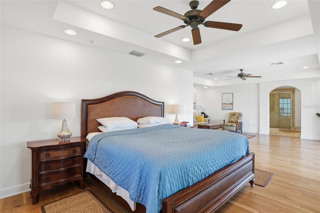 For Sale: $5,500,000 (4 beds, 4 baths, 3890 Square Feet)