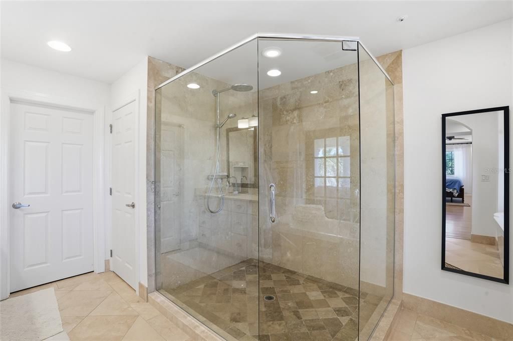 For Sale: $5,500,000 (4 beds, 4 baths, 3890 Square Feet)