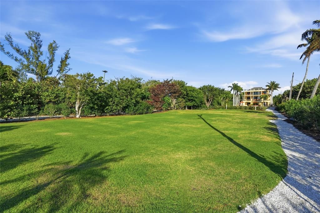 For Sale: $5,500,000 (4 beds, 4 baths, 3890 Square Feet)