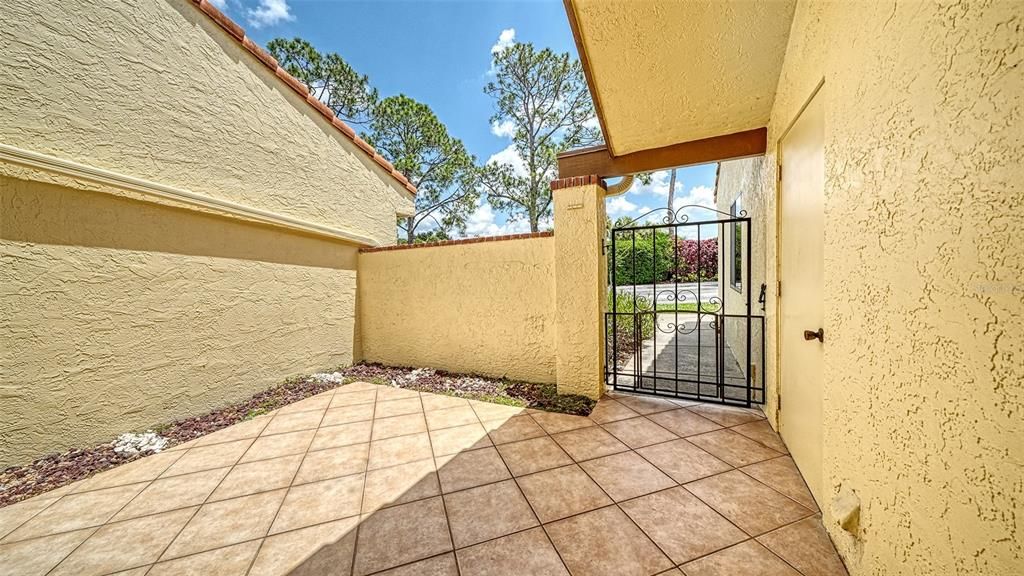 На продажу: $249,900 (3 спален, 2 ванн, 1656 Квадратных фут)