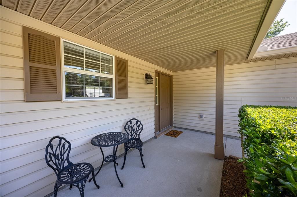 Active With Contract: $289,900 (3 beds, 2 baths, 1350 Square Feet)