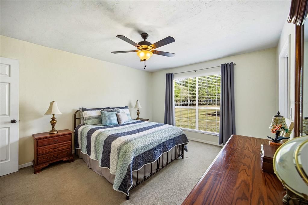 Active With Contract: $289,900 (3 beds, 2 baths, 1350 Square Feet)