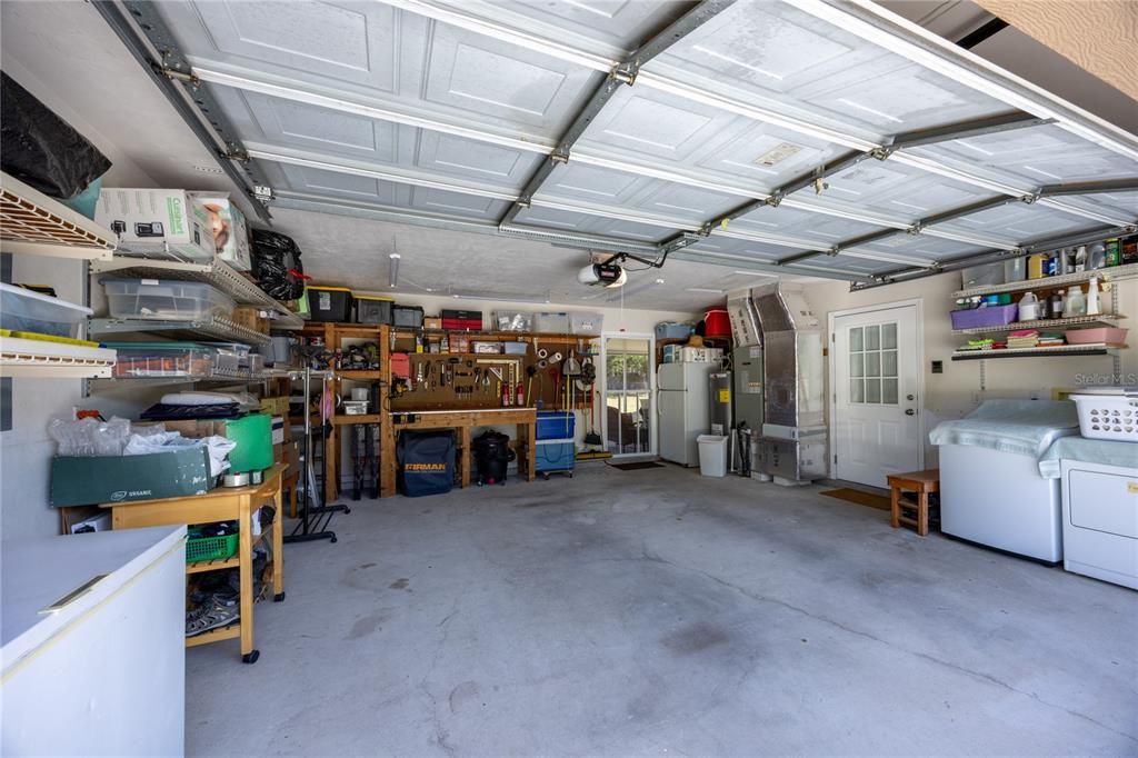 Active With Contract: $289,900 (3 beds, 2 baths, 1350 Square Feet)